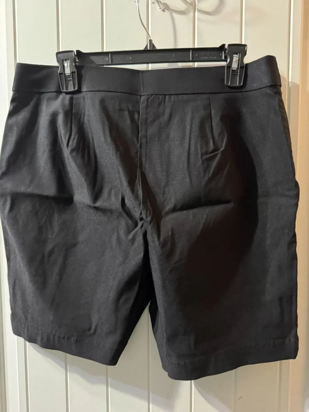 Rafaella Womens Black Stretchy Shorts Size 12 With Flat Front & Side Pockets - Picture 2 of 5